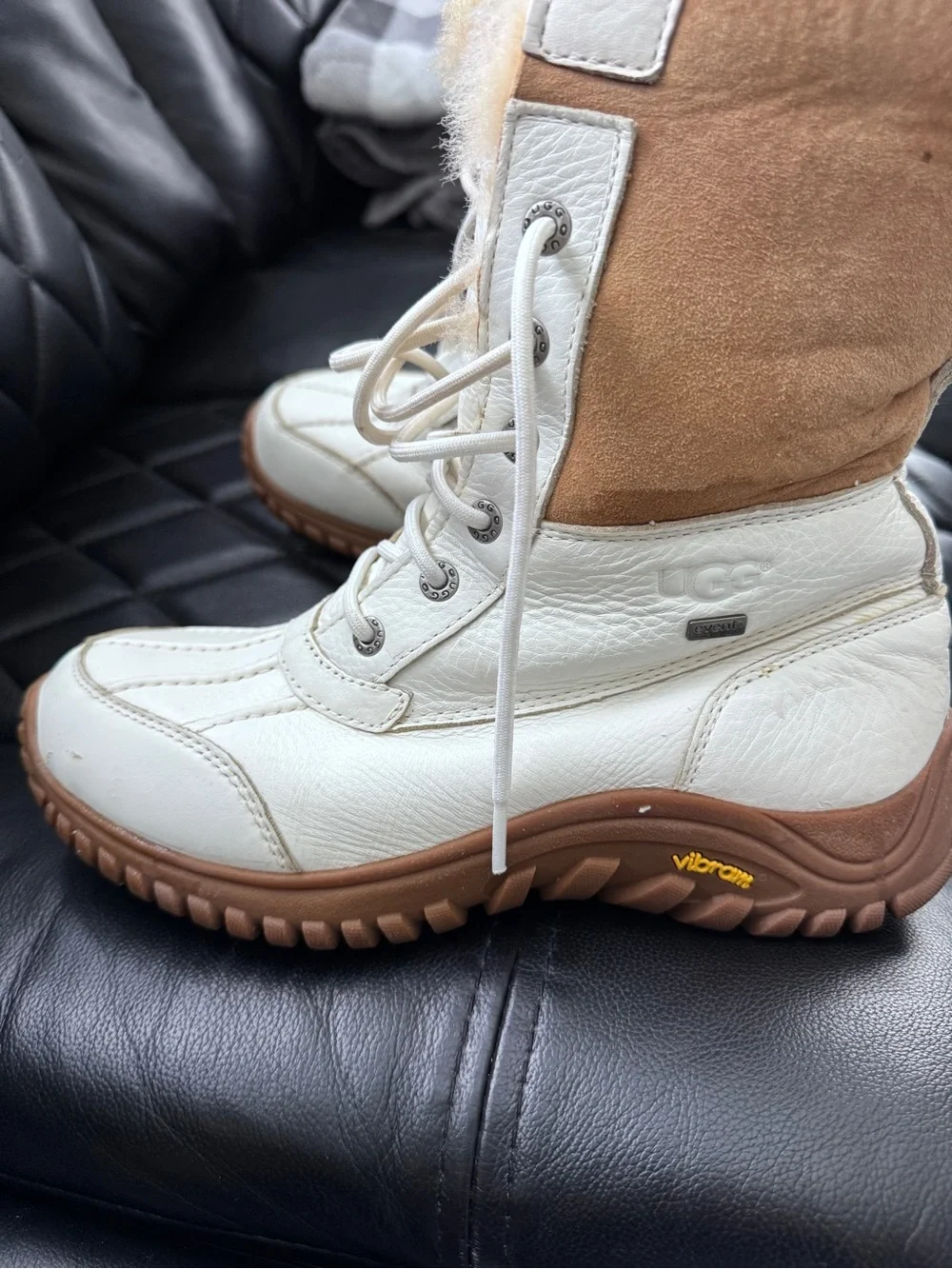 UGG Women's White Leather Lace-Up Winter Boots with Shearling Trim